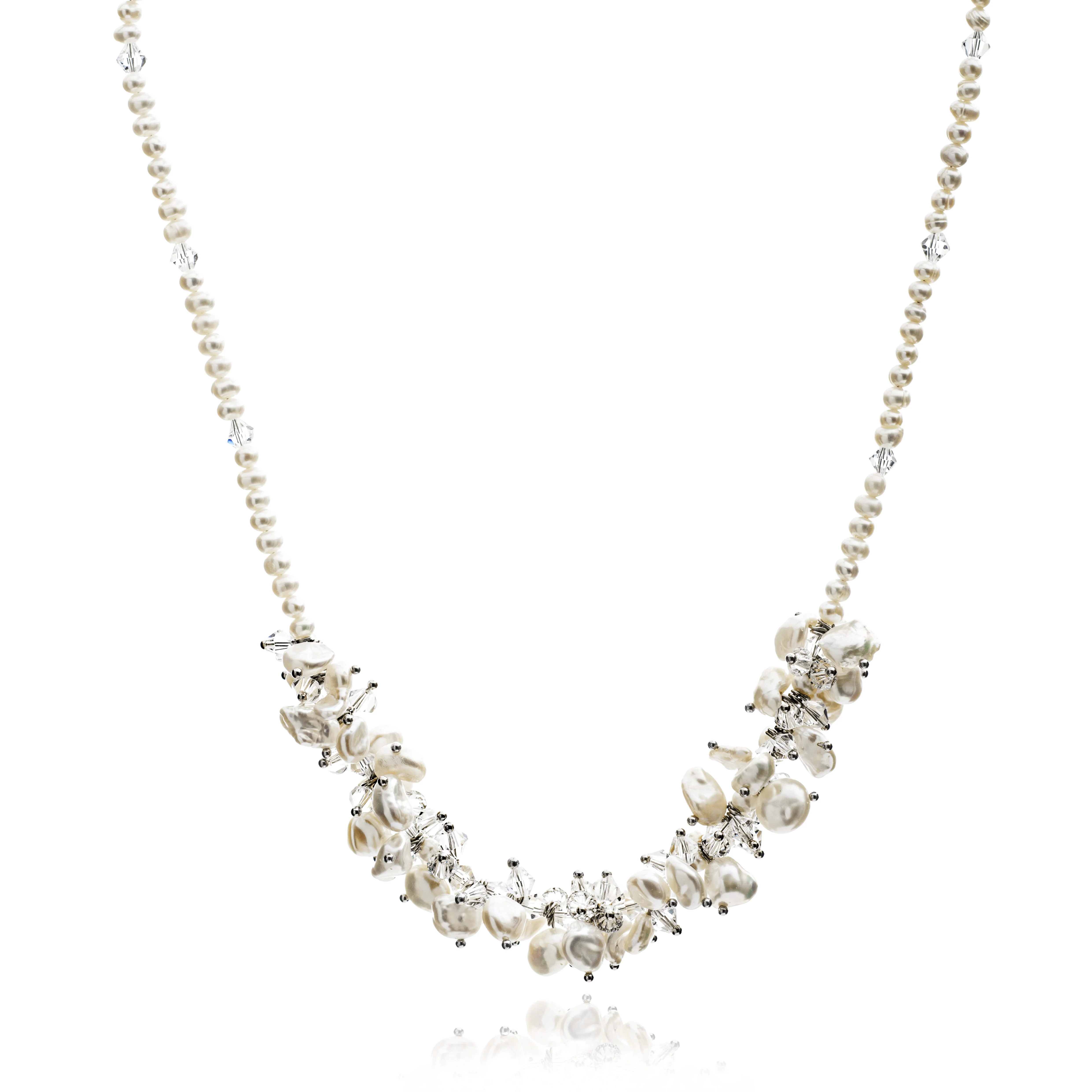 Decus keishi pearl and crystal necklace with magnet clasp