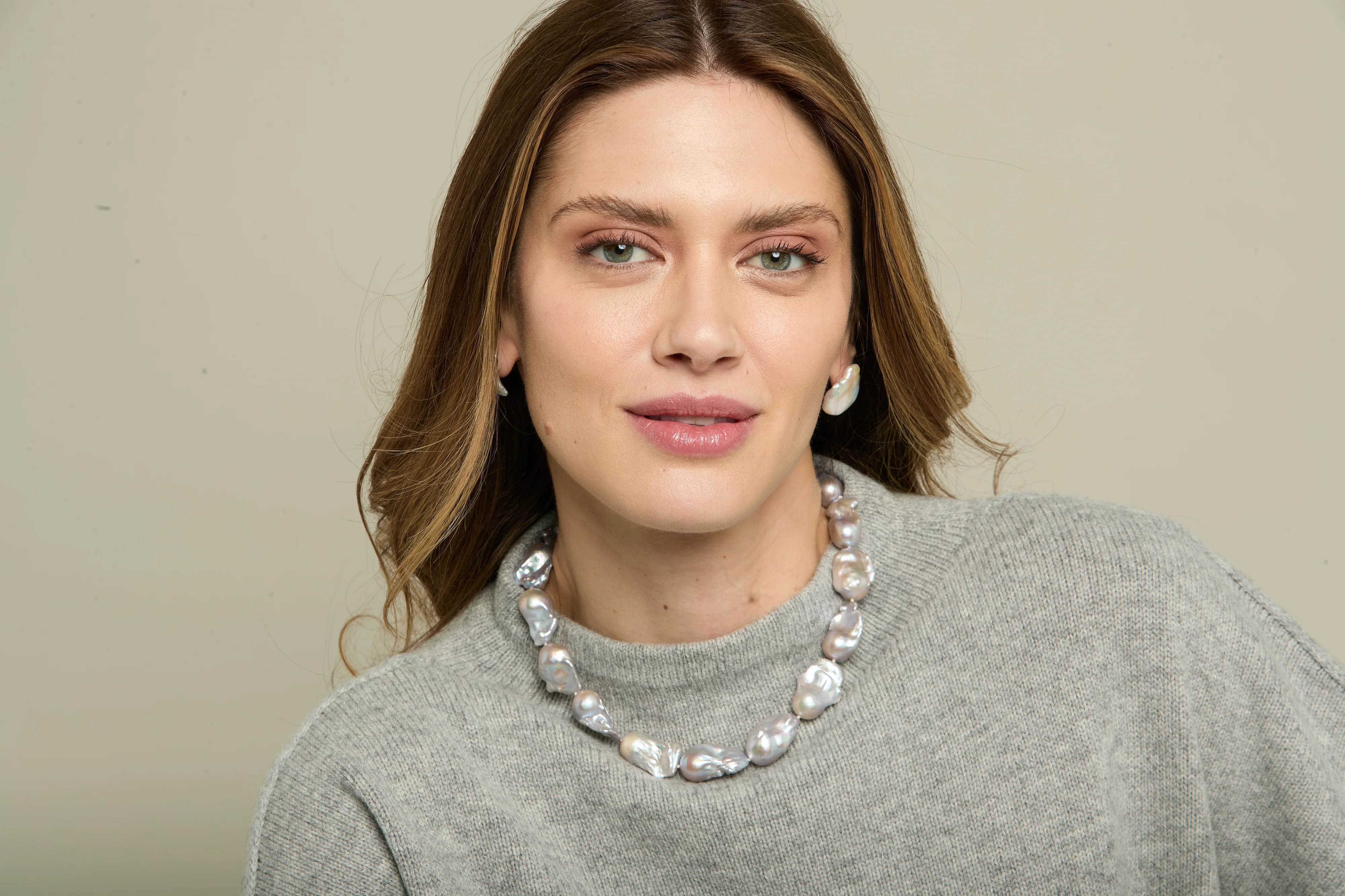 Decus large grey cultured freshwater 'fireball' pearl necklace - Image 2