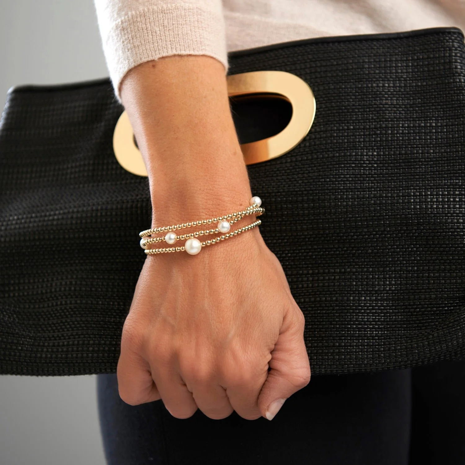 Credo Large Cultured Freshwater Pearl & Gold Coloured Bracelet - Image 4