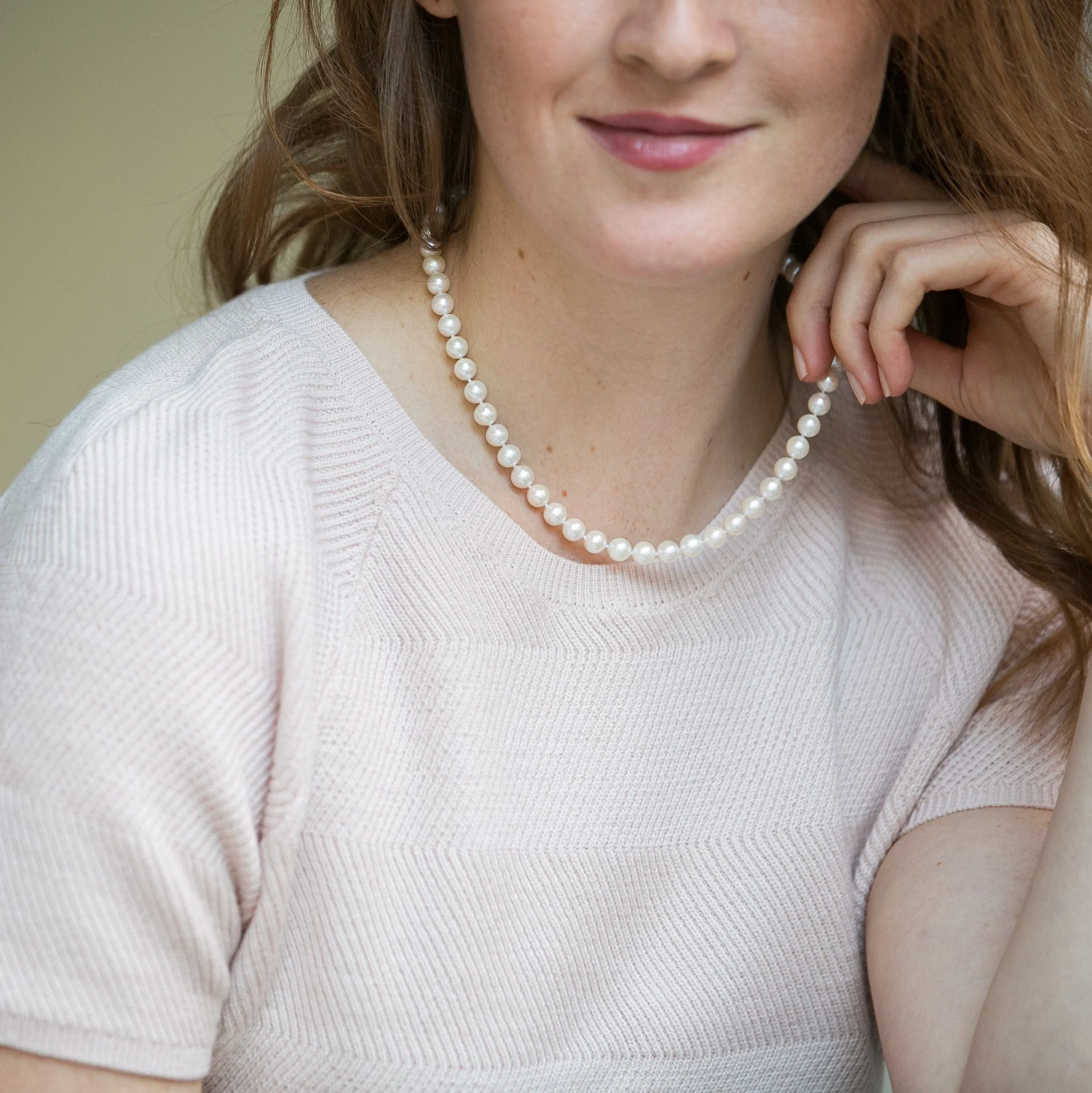 Gratia almost round white cultured freshwater pearl necklace - Image 3